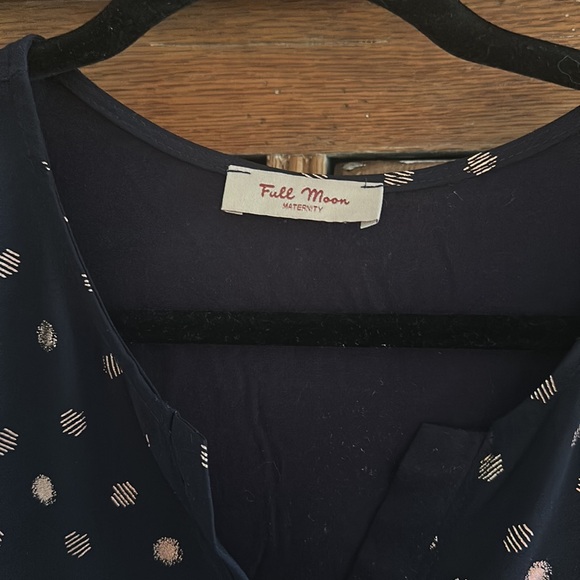 Full Moon, maternity top but also great while not pregnant - Picture 2 of 5